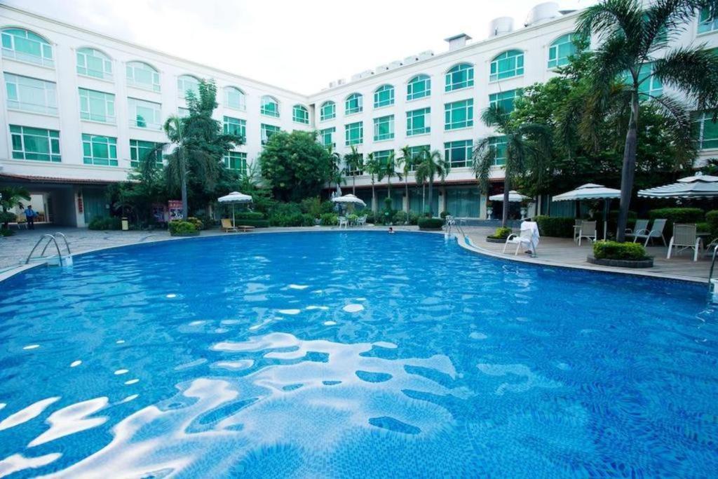 San Jiang Grand Hotel Вьентьян Экстерьер фото
