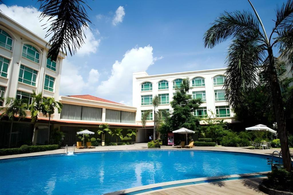 San Jiang Grand Hotel Вьентьян Экстерьер фото